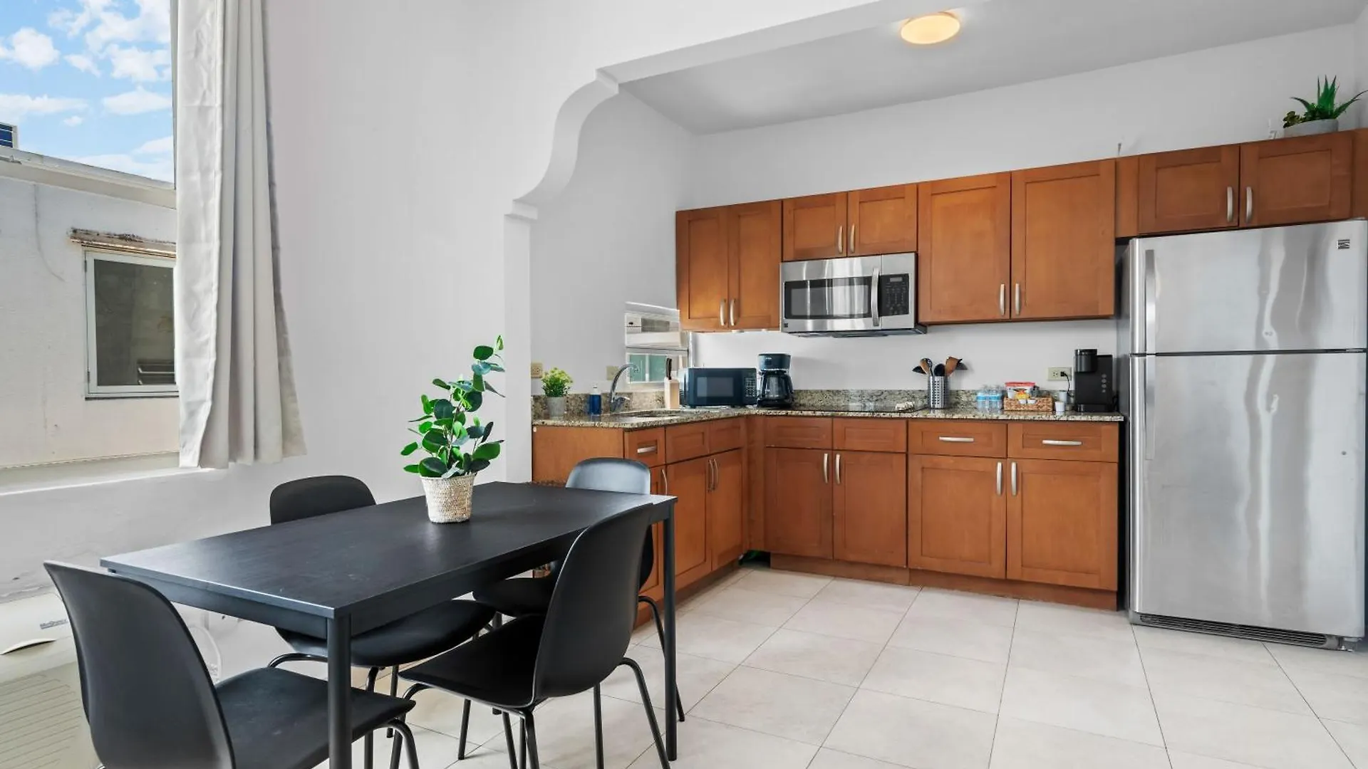 Vacation Getaway In Ocean Park With Parking Apartment San Juan