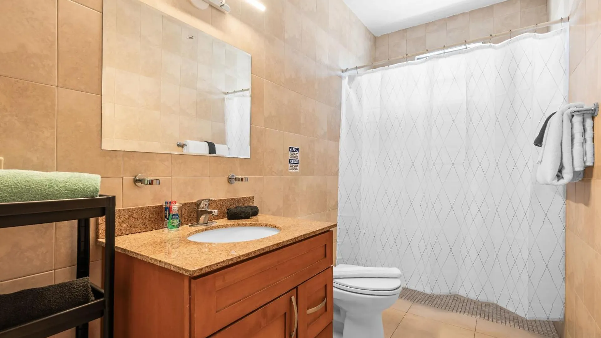 Vacation Getaway In Ocean Park With Parking Apartment San Juan