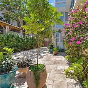 Apartment Hidden Gem In Miramar- Power Generator- Parking, San Juan