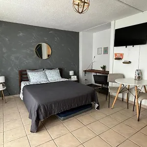Cond. St. Tropez Apartamento